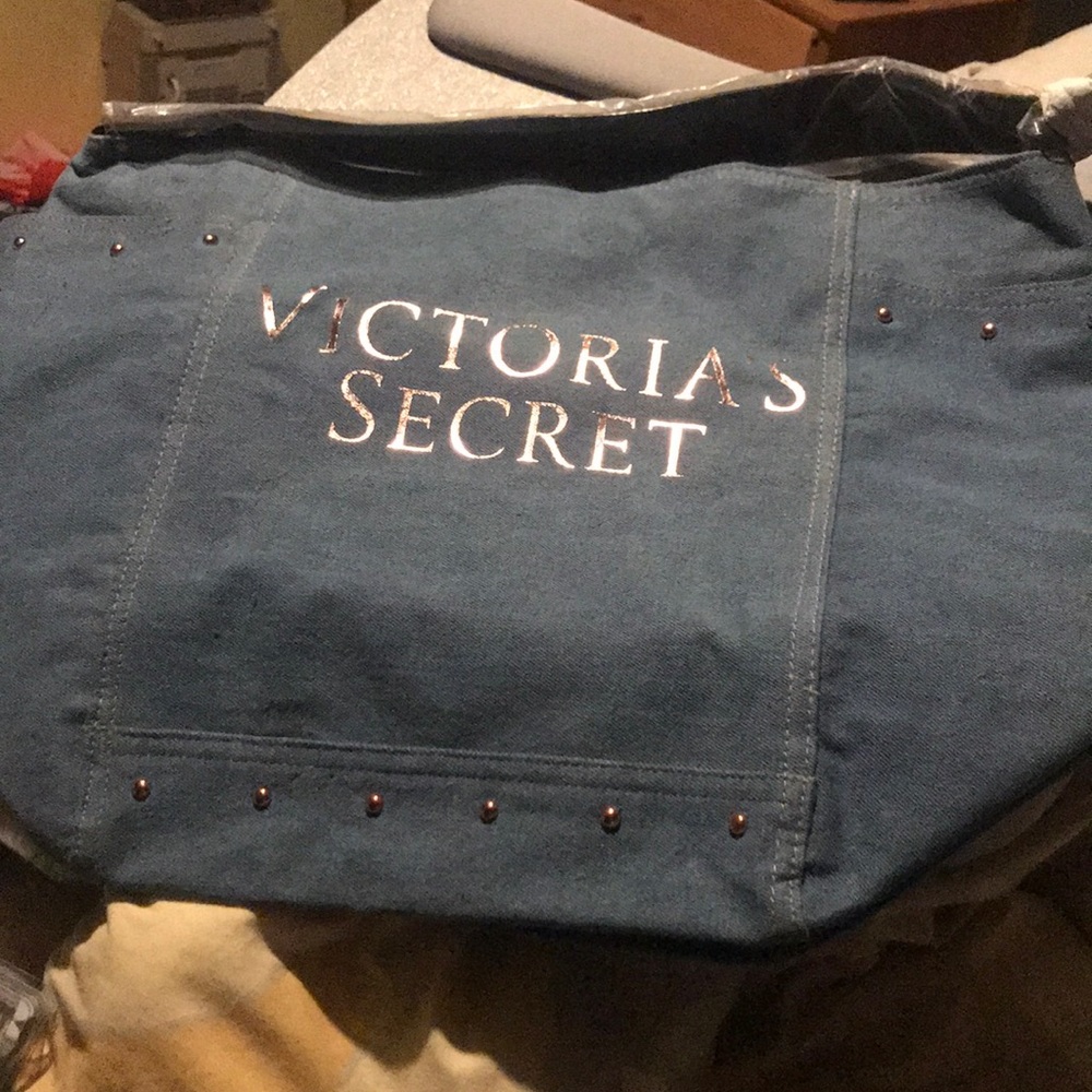 Victoria’s Secret tote